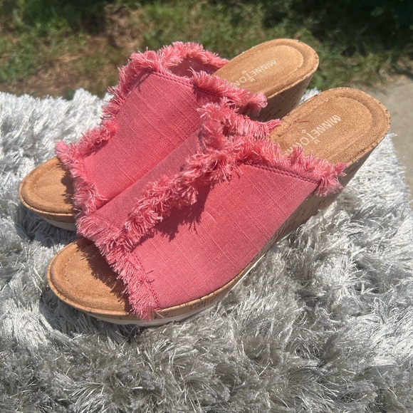 Minnetonka York Wedge Sandals size 9 - Picture 4 of 5